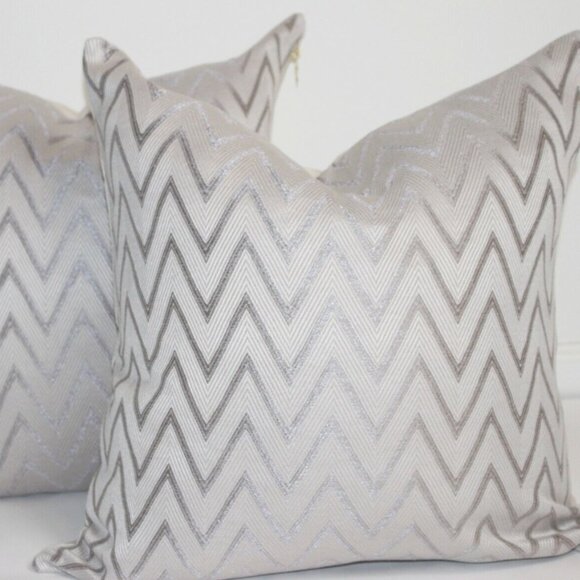 Decorative Zig Zag Pillow Cover, 2pc Grey Printed Cover w/ Brass Metal Zipper - Picture 1 of 6